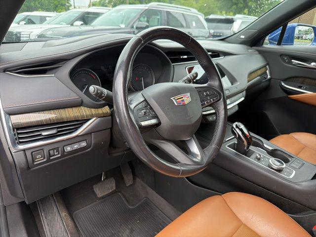 2021 Cadillac XT4 FWD Premium Luxury