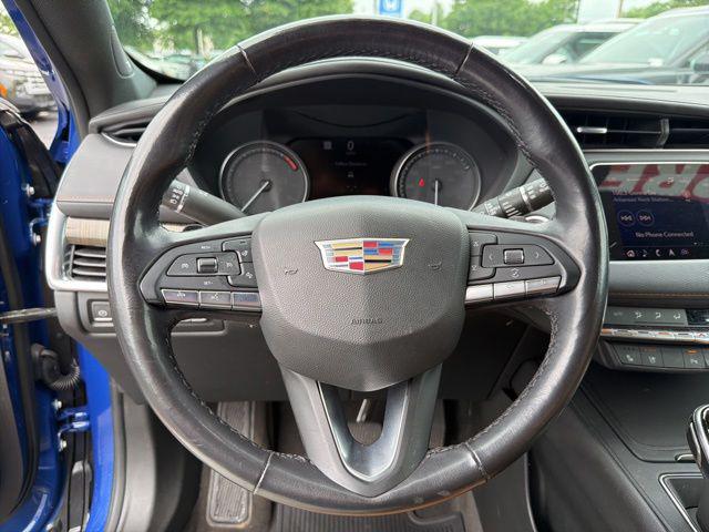 2021 Cadillac XT4 FWD Premium Luxury