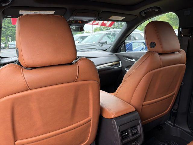 2021 Cadillac XT4 FWD Premium Luxury