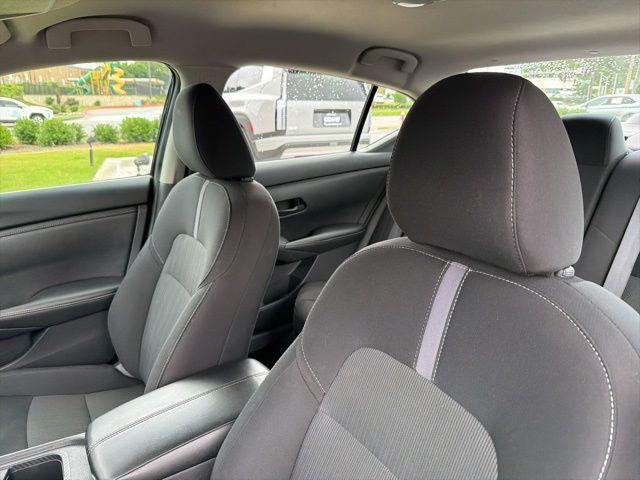 2024 Nissan Sentra SV Xtronic CVT