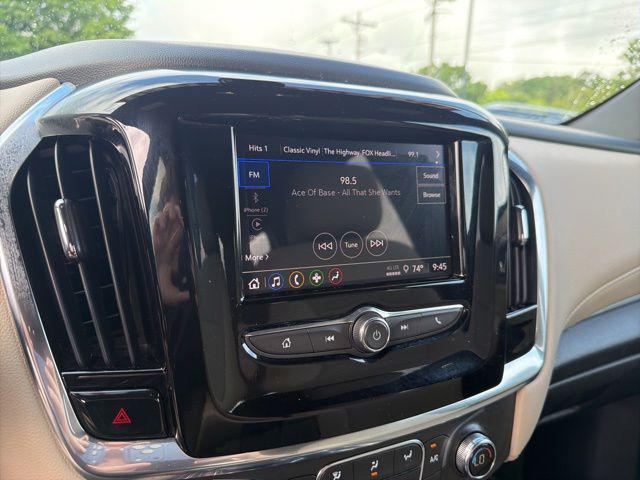 2023 Chevrolet Traverse AWD LS