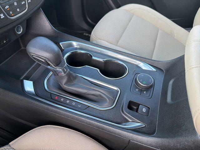 2023 Chevrolet Traverse AWD LS