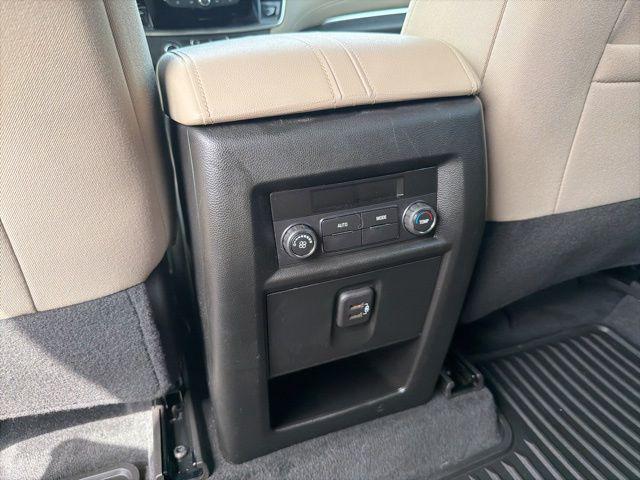 2023 Chevrolet Traverse AWD LS