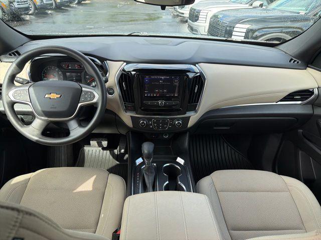 2023 Chevrolet Traverse AWD LS