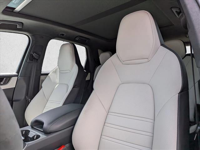 2026 Porsche Cayenne GTS
