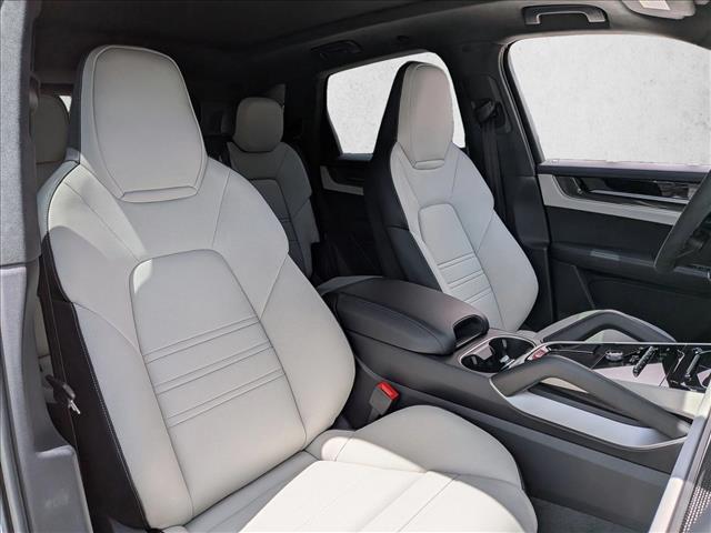 2026 Porsche Cayenne GTS