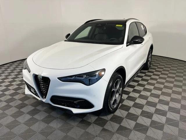 2026 Alfa Romeo Stelvio STELVIO AWD