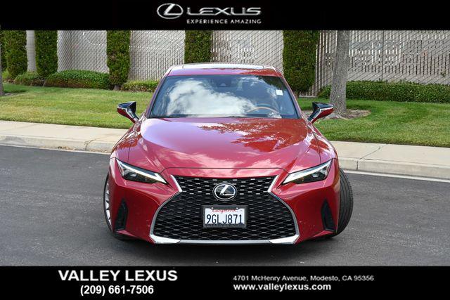 2023 Lexus IS 300 300