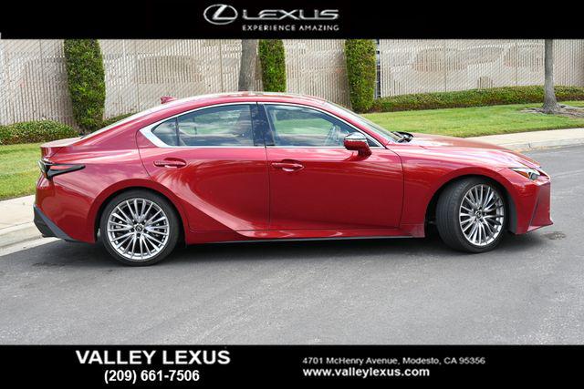 2023 Lexus IS 300 300