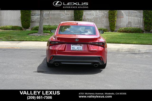 2023 Lexus IS 300 300