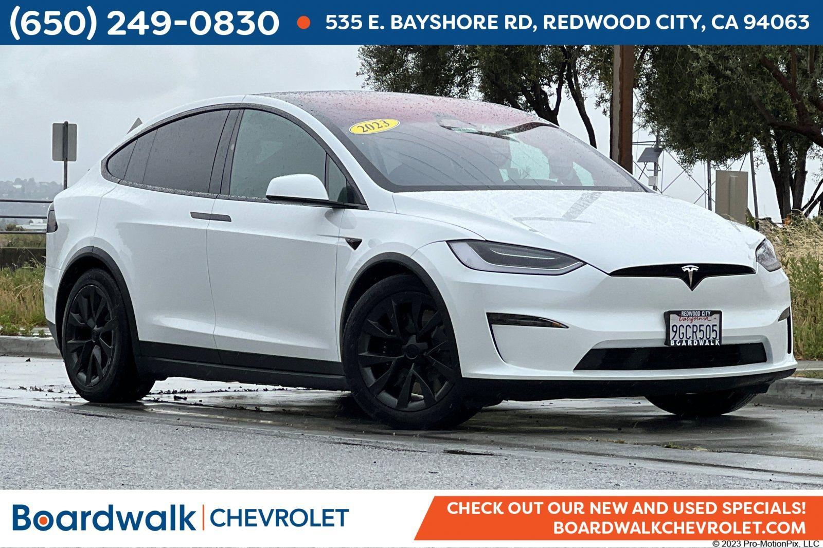 2023 Tesla Model X Long Range's photo