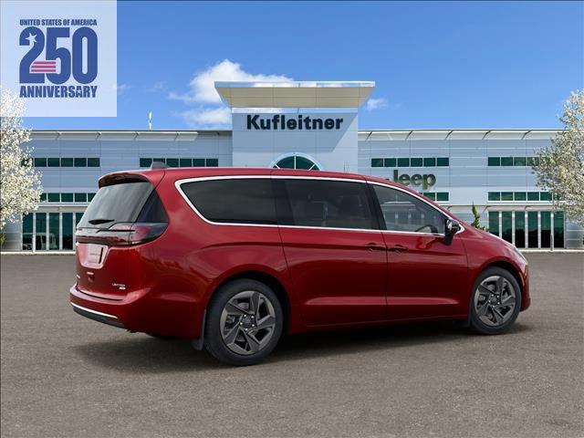 2027 Chrysler Pacifica Limited
