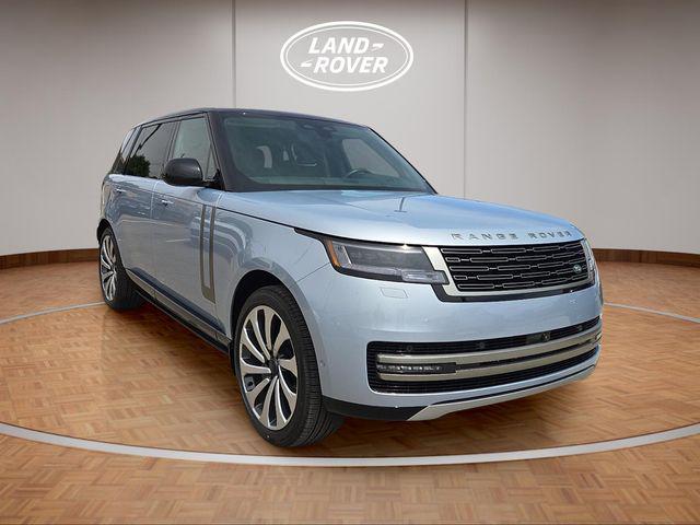 2026 Land Rover Range Rover P400 SE 7 Seat