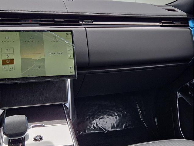 2026 Land Rover Range Rover P400 SE 7 Seat