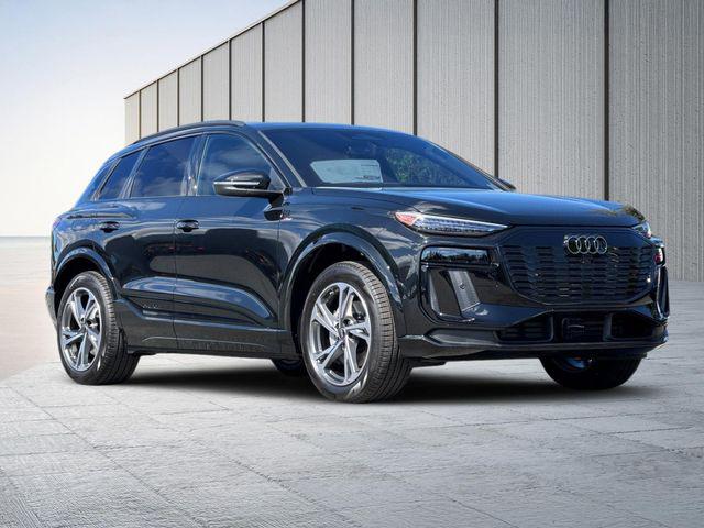 2027 Audi Q6 e-tron Premium Plus quattro