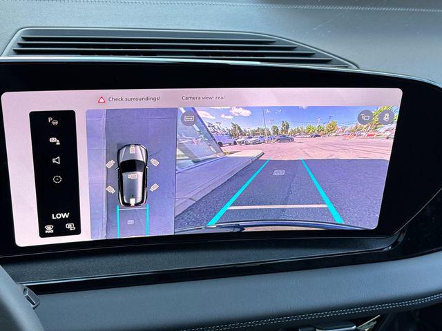 2027 Audi Q6 e-tron Premium Plus quattro