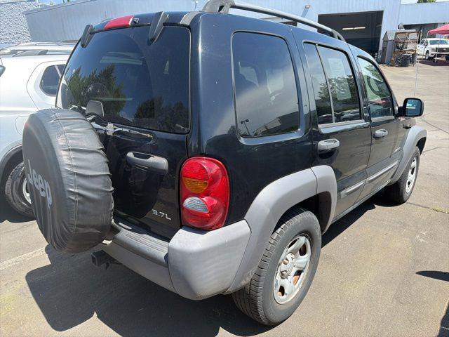 2004 Jeep Liberty Sport