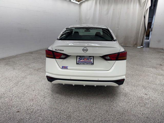 2025 Nissan Altima SV FWD
