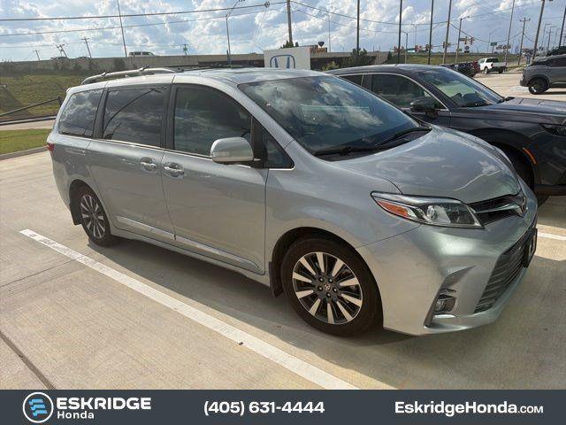 2020 Toyota Sienna Limited Premium