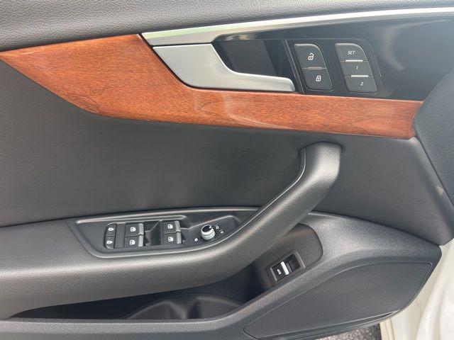 2022 Audi A4 Premium 40 TFSI quattro S tronic