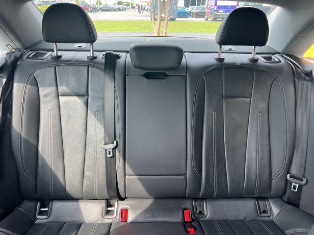 2022 Audi A4 Premium 40 TFSI quattro S tronic