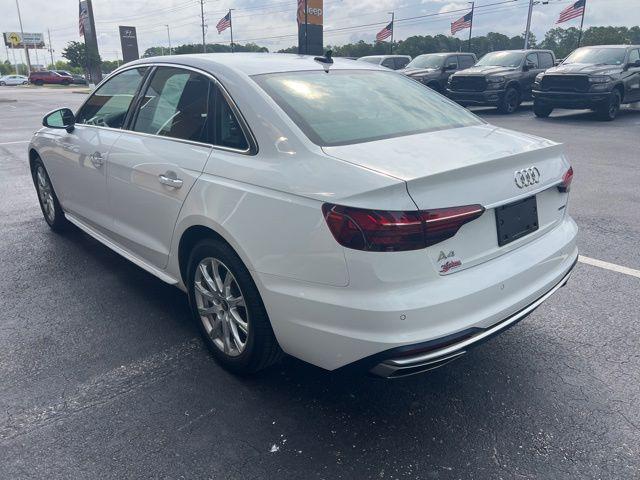 2022 Audi A4 Premium 40 TFSI quattro S tronic