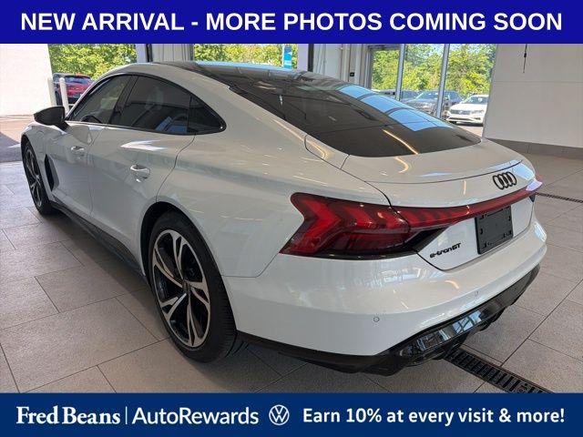 2023 Audi e-tron GT Premium Plus quattro