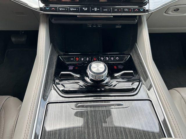 2022 Jeep Wagoneer Series III 4x4