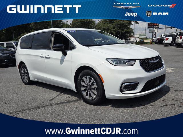2024 Chrysler Pacifica Hybrid Select for sale in Stone Mountain, GA