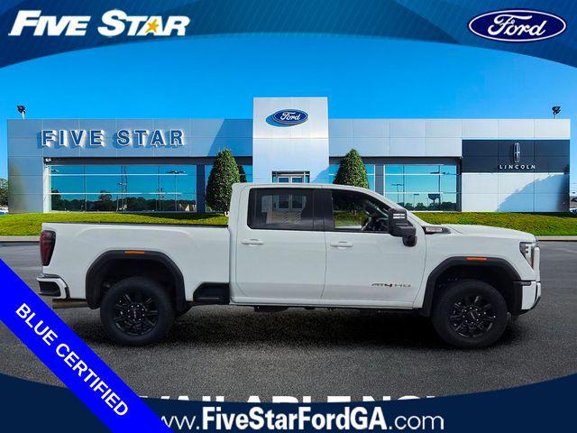 2025 GMC Sierra 2500HD 4WD Crew Cab Standard Bed AT4