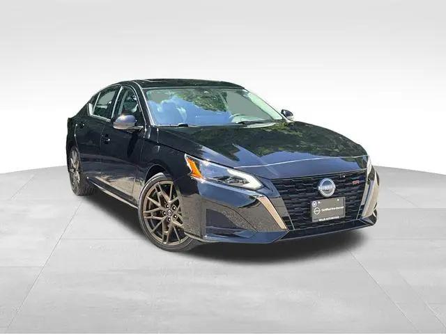 2025 Nissan Altima SR FWD for sale in Des Moines, IA