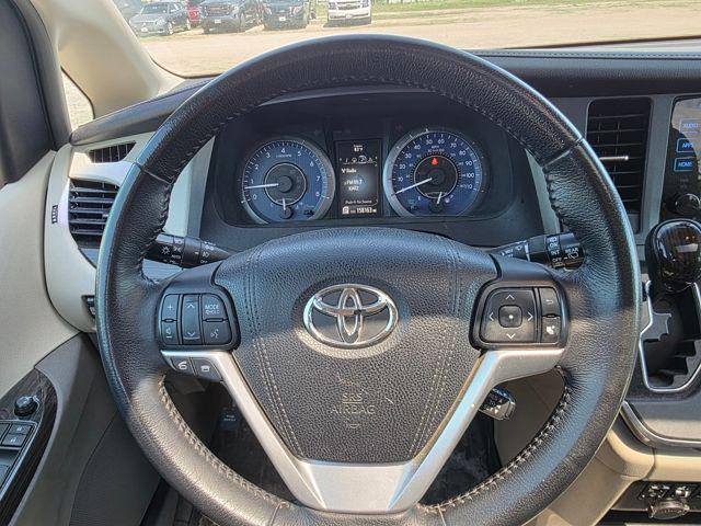 2015 Toyota Sienna XLE 7 Passenger