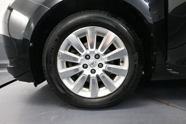 2015 Toyota Sienna XLE 7 Passenger