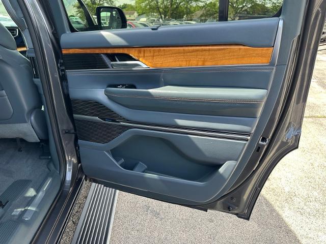 2022 Jeep Grand Wagoneer Series II 4x4