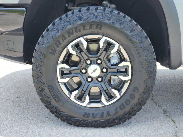 2023 Chevrolet Silverado 1500 4WD Crew Cab Short Bed ZR2