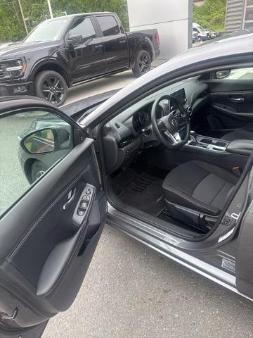 2023 Nissan Sentra SV Xtronic CVT