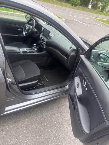 2023 Nissan Sentra SV Xtronic CVT