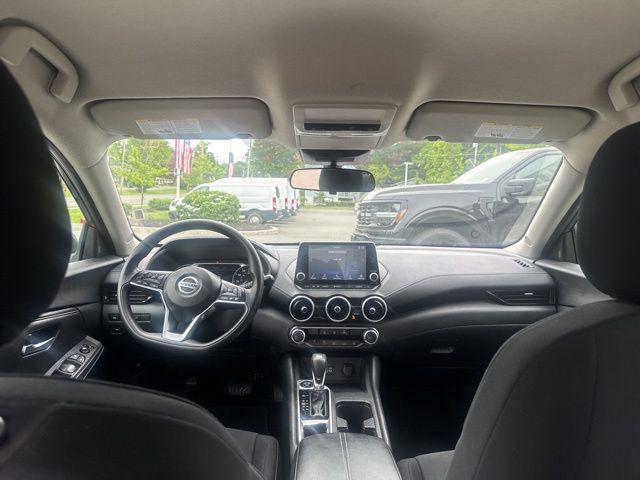 2023 Nissan Sentra SV Xtronic CVT