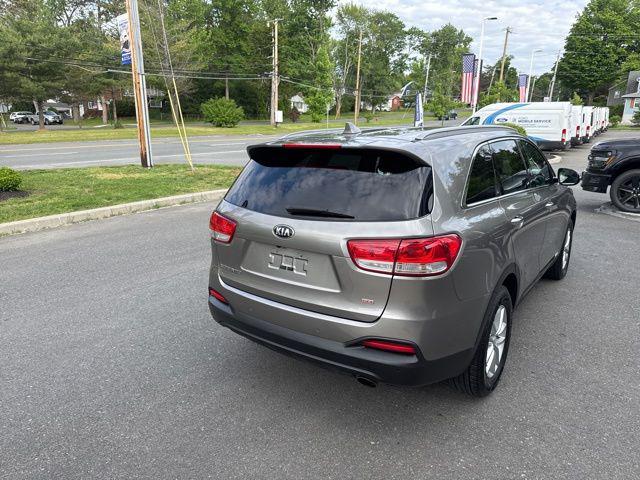 2016 Kia Sorento 2.4L LX