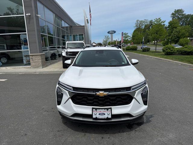 2024 Chevrolet Trax FWD LT