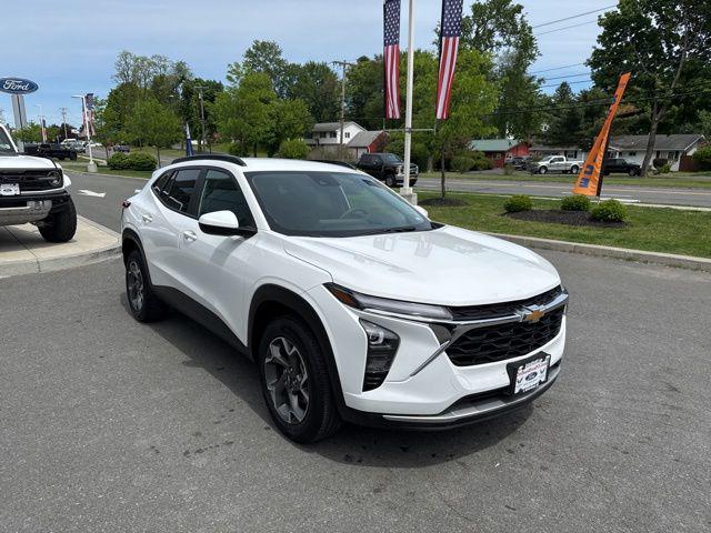 2024 Chevrolet Trax FWD LT