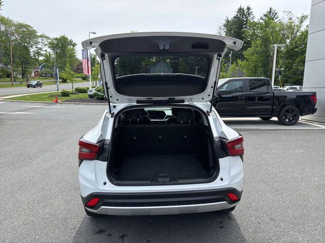 2024 Chevrolet Trax FWD LT