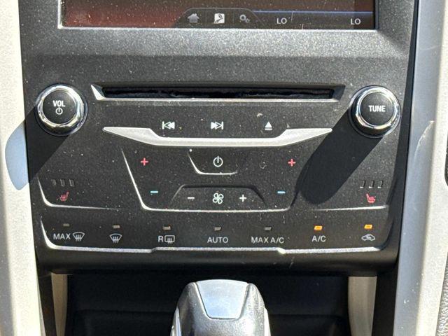 2015 Ford Fusion Hybrid SE