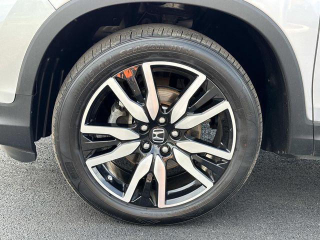 2021 Honda Pilot AWD Touring 8 Passenger