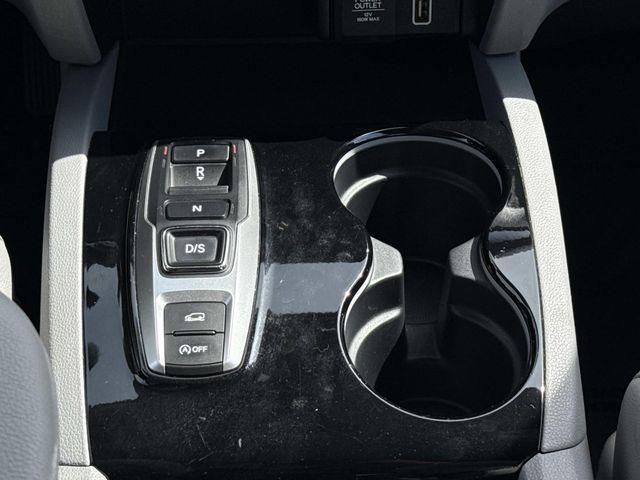 2021 Honda Pilot AWD Touring 8 Passenger