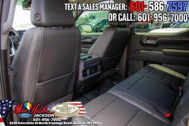 2023 GMC Sierra 1500 4WD Crew Cab Short Box SLT