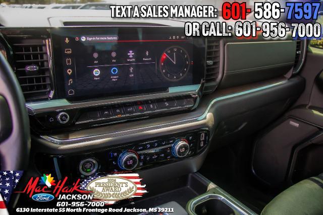 2023 GMC Sierra 1500 4WD Crew Cab Short Box SLT