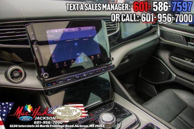 2023 Jeep Wagoneer Series II Carbide 4x4