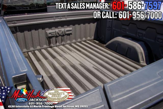 2025 GMC Sierra 1500 4WD Crew Cab Short Box SLT