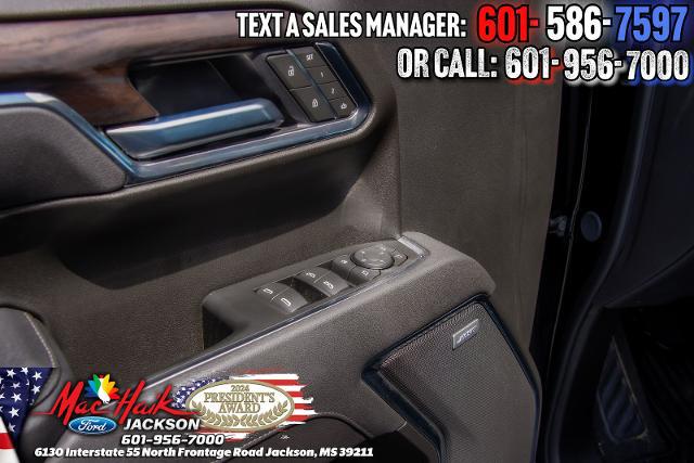 2025 GMC Sierra 1500 4WD Crew Cab Short Box SLT
